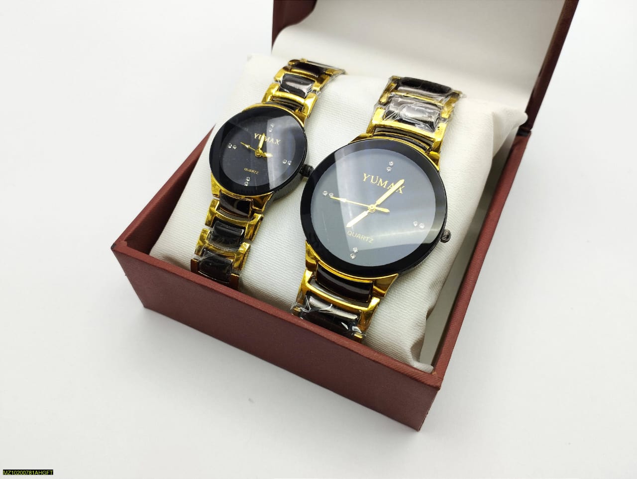 Couple Trending Stainless Steel Watch (Gold)